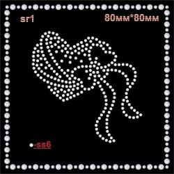 Термоаплікація зі страз "Серце з бантом" (6шт/л).